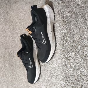 NIKE CRATER REMIXA Men's Shoe- Size 9